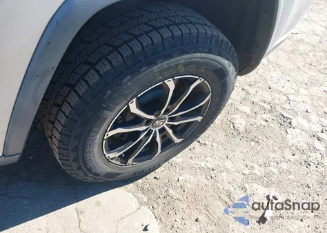 2011 Jeep Grand Cherokee Laredo z USA, uszkodzony, nr VIN 1J4RR4GT4BC651275